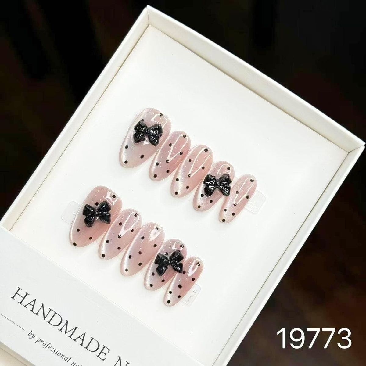 19773